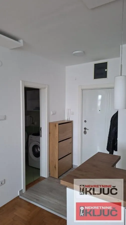 Rent, one bedroom apartment, 41m², Grbavica, Novi Sad Sve Podlokacije