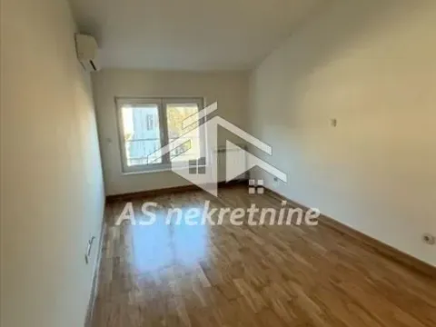 Rent, three bedroom apartment, 130m², Senjak, Beograd - image 7