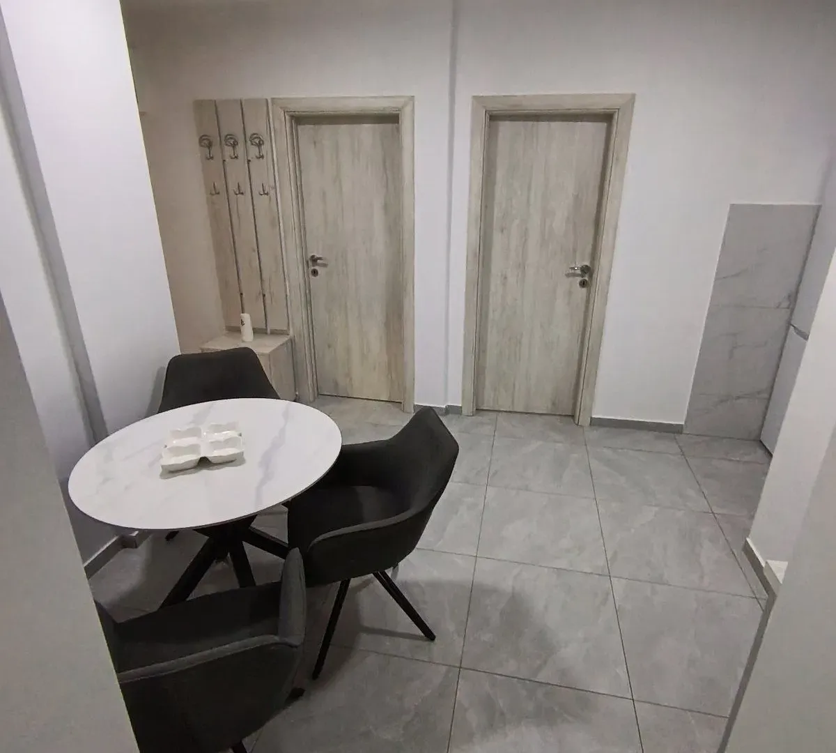 Rent, three bedroom apartment, 80m², Centar, Budva