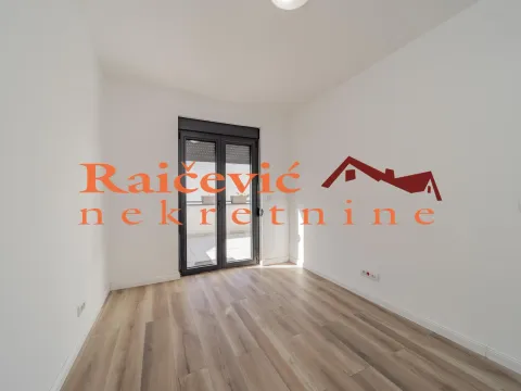 Sale, three bedroom apartment, 120m², Savski Venac, Beograd - image 10