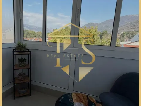 Rent, one bedroom apartment, 45m², Centar, Tivat - image 10