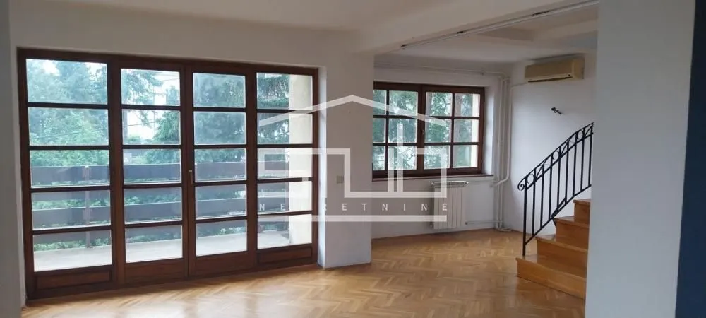 Izdavanje, četvorosoban stan, 360m², Zvezdin Stadion, Beograd