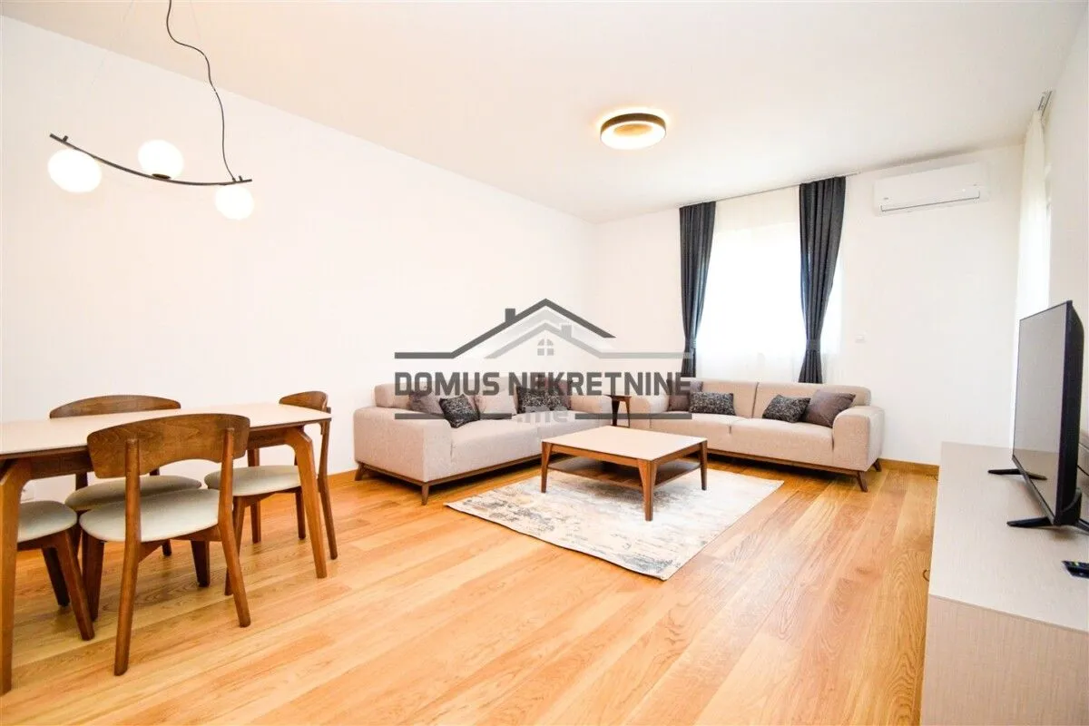 Rent, two bedroom apartment, 75m², City Kvart, Podgorica