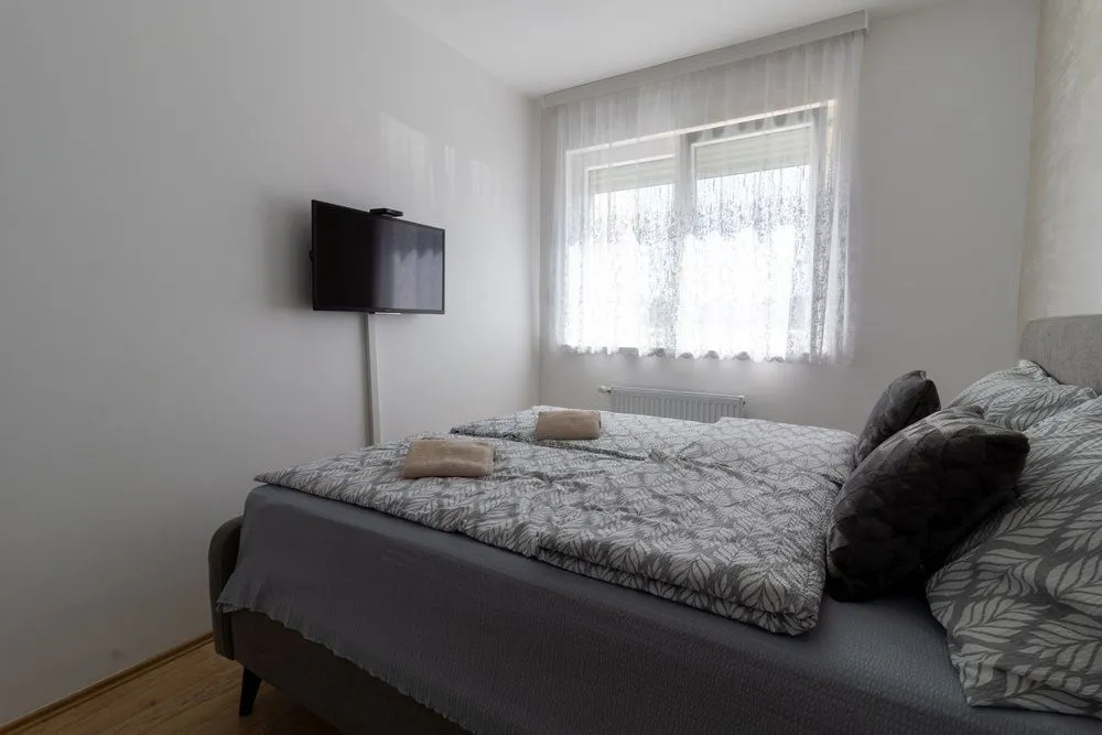 Prodaja, jednosoban stan, 39m², Banja Koviljača, Loznica