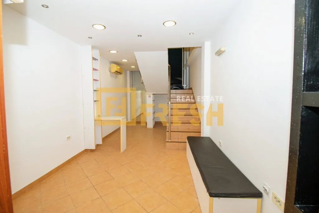 Rent, office space, 46m², Centar, Podgorica