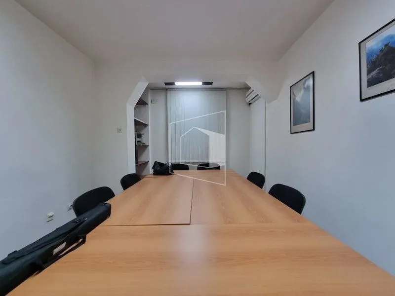 Rent, office space, 50m², Centar, Podgorica