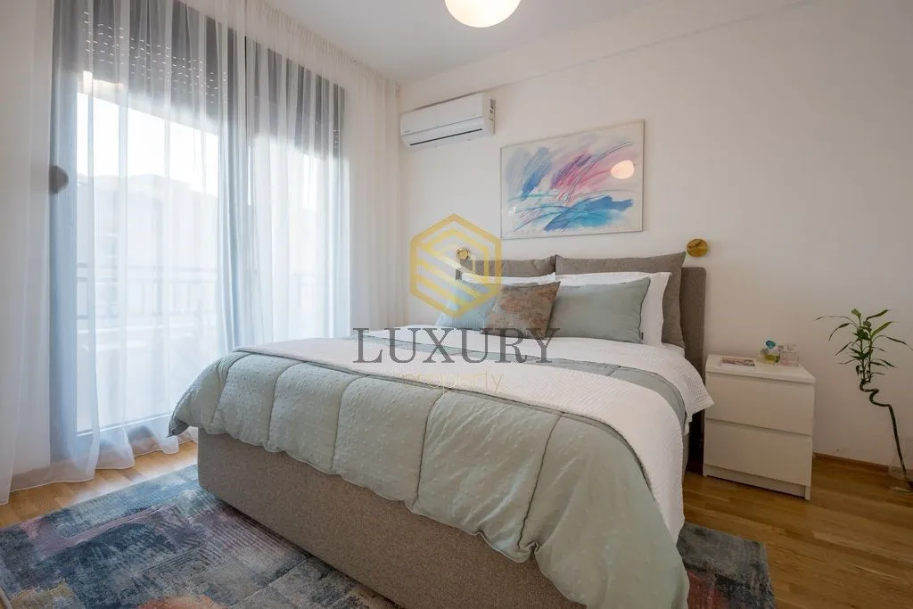 Prodaja, dvosoban stan, 63m², Pod Kuk, Tivat