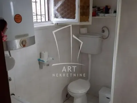 Sale, three bedroom apartment, 73m², Pasino Brdo, Voždovac Sve Podlokacije - image 2