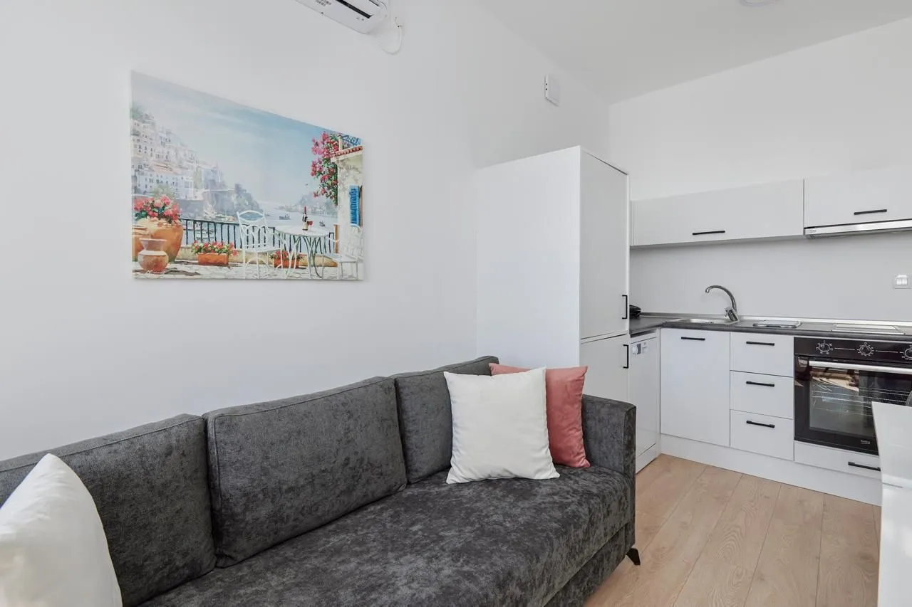 Prodaja, jednosoban stan, 24m², Kavač, Kotor