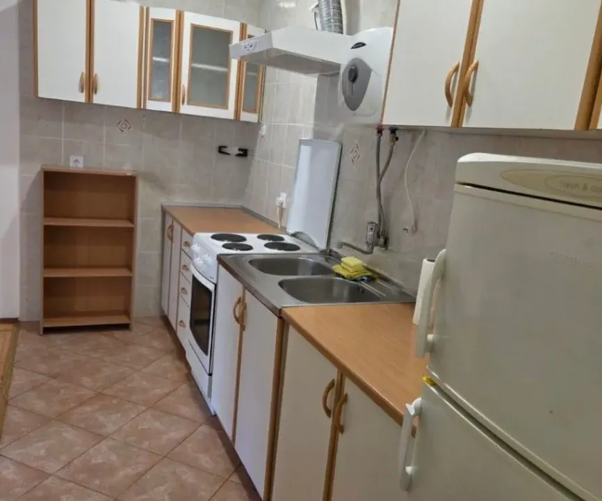 Izdavanje, dvosoban stan, 60m², Preko Morače, Podgorica
