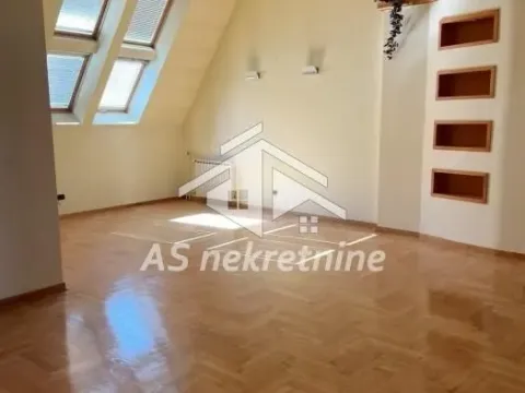 Izdavanje, stan, 207m², Kalenić Pijaca, Vračar Sve Podlokacije - image 2