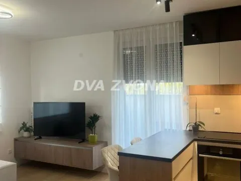 Prodaja, dvosoban stan, 59m², Alibegovac, Petrovaradin - image 4