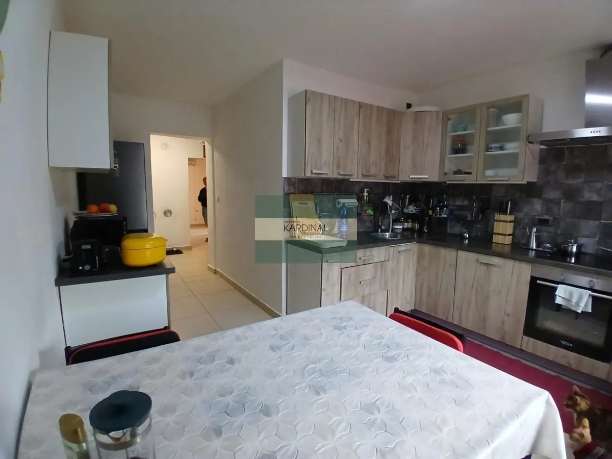 Prodaja, kuća, 218m², Vrnjačka Banja, Srbija