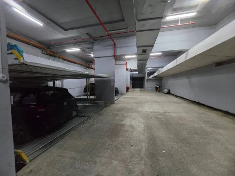 Rent, parking/garage, 12m², Voždovac Sve Podlokacije, Beograd - image 5