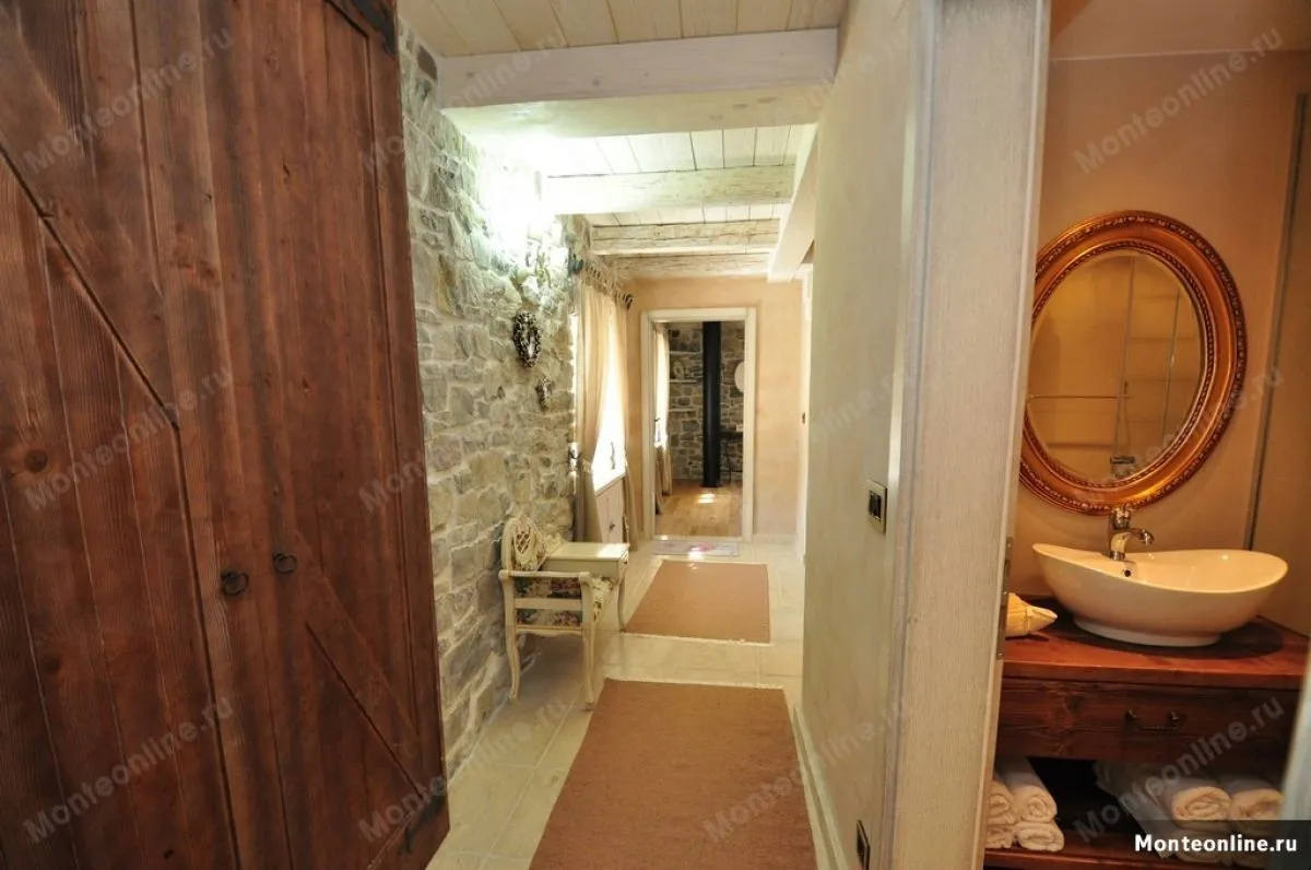 Prodaja, kuća, 105m², Tivat, Crna Gora