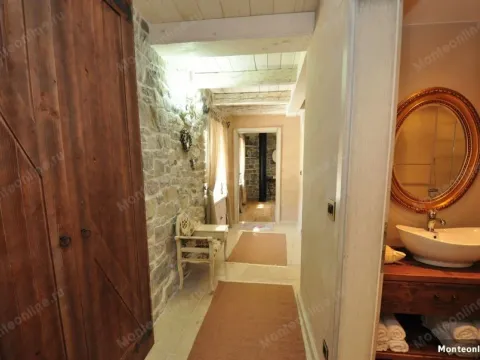 Prodaja, kuća, 105m², Tivat, Crna Gora - image 28