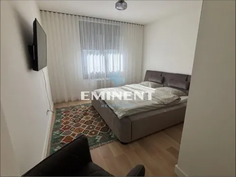 Izdavanje, trosoban stan, 86m², Savski Venac, Beograd - image 7