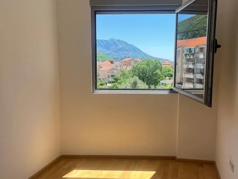 Sale, three bedroom apartment, 94m², Budva, Crna Gora