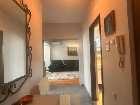 Izdavanje, dvosoban stan, 56m², Centar, Bar - image 9