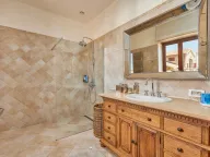 Prodaja, kuća, 2191m², Blizikuće, Budva - image 37