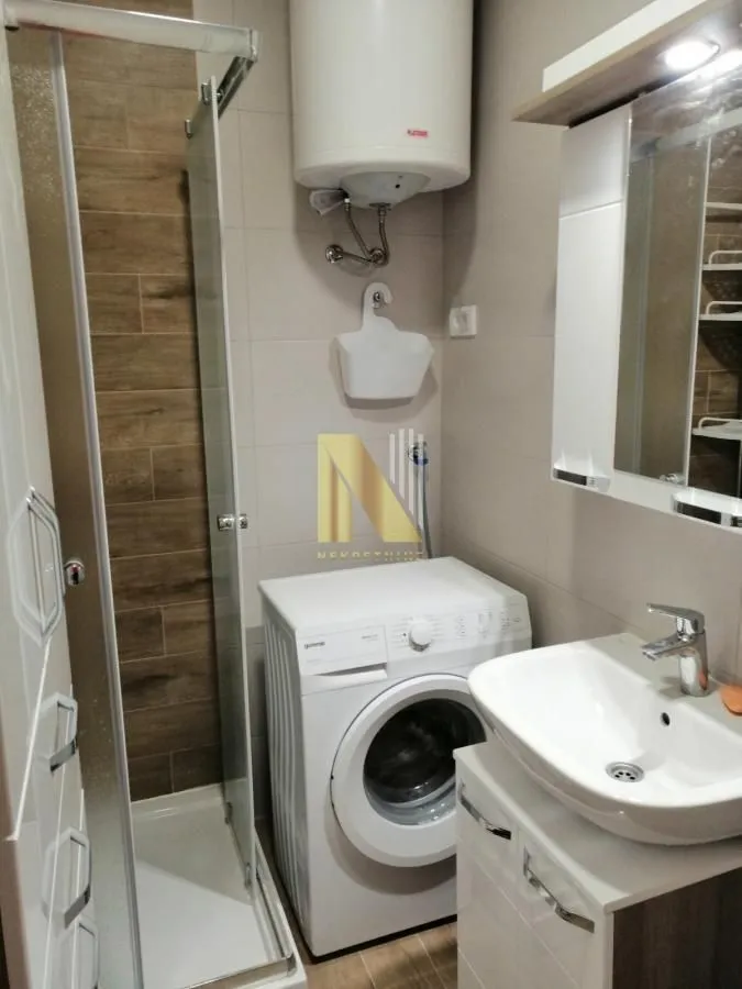 Izdavanje, dvosoban stan, 43m², Telep, Novi Sad Sve Podlokacije