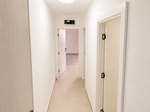 Prodaja, jednosoban stan, 33m², Vidikovac, Budva - image 1