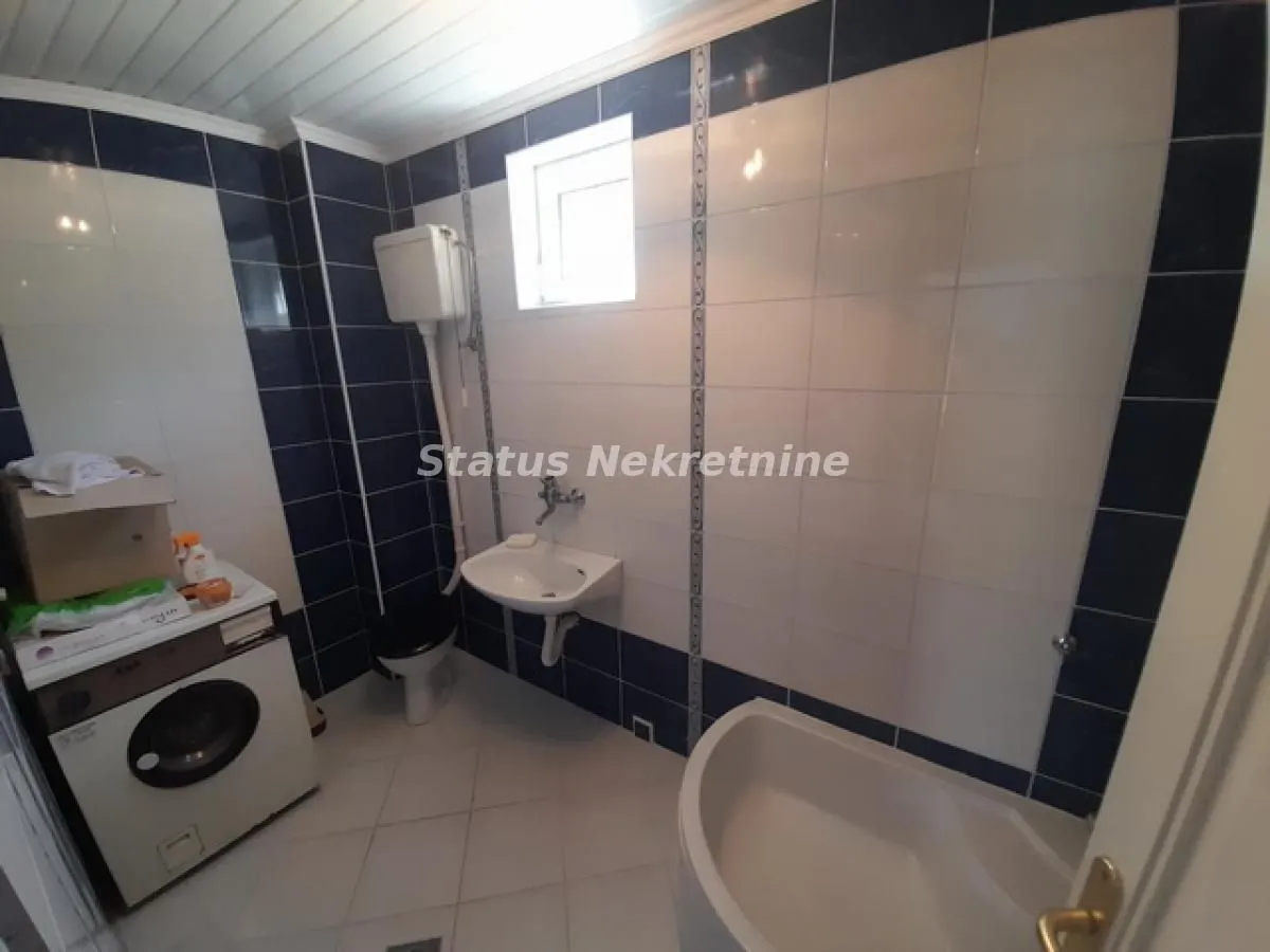 Prodaja, kuća, 138m², Sremska Kamenica, Petrovaradin