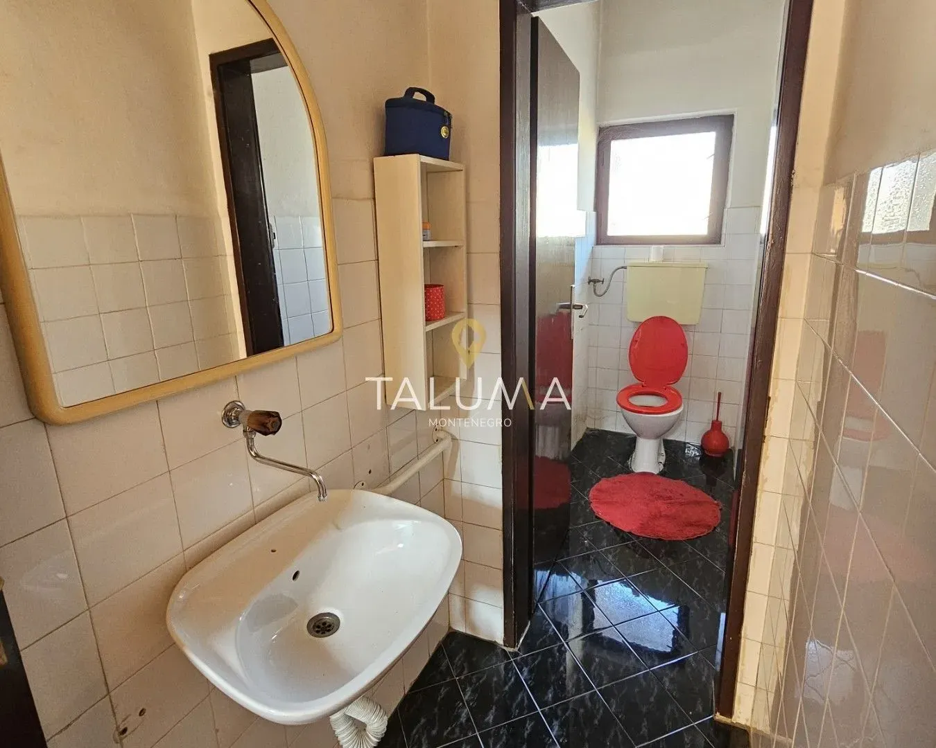 Sale, house, 300m², Masline, Podgorica