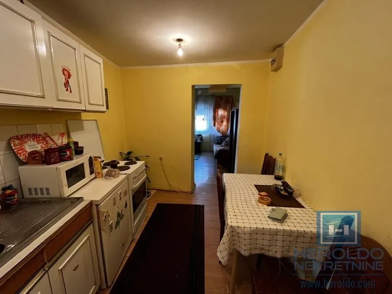 Prodaja, kuća, 228m², Centar, Jagodina