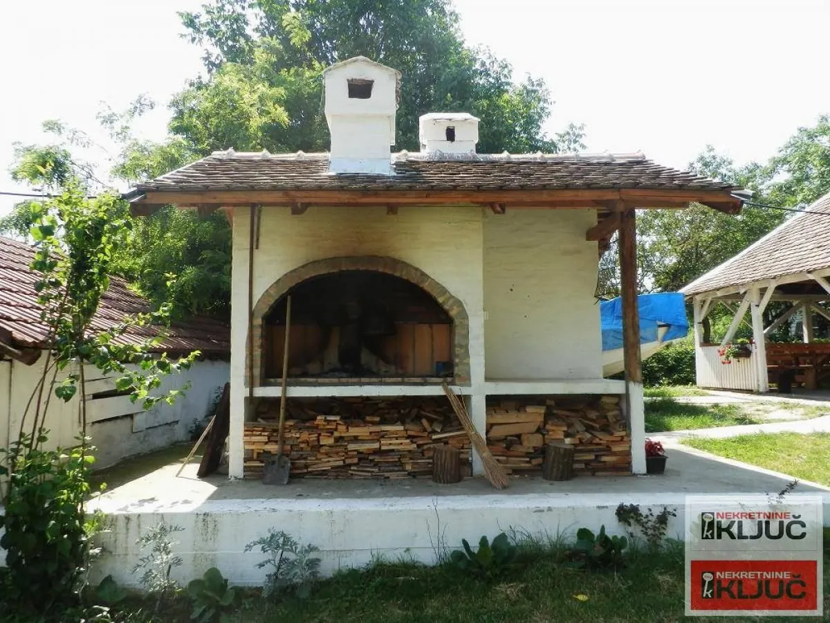 Sale, house, 334m², Čerević, Beočin