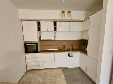 Rent, two bedroom apartment, 72m², City Kvart, Podgorica - image 3