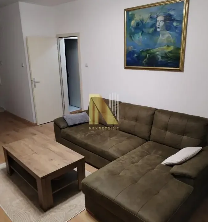 Rent, two bedroom apartment, 50m², Bulevar Oslobodjenja, Novi Sad Sve Podlokacije