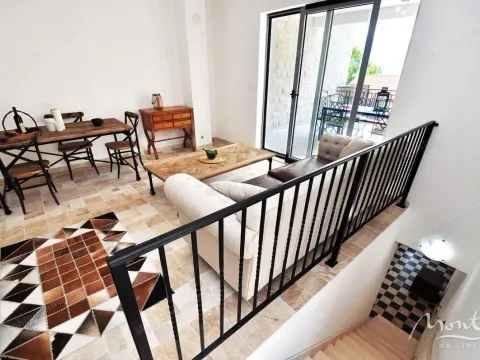 Prodaja, poslovni prostor, 570m², Risan, Kotor - image 23