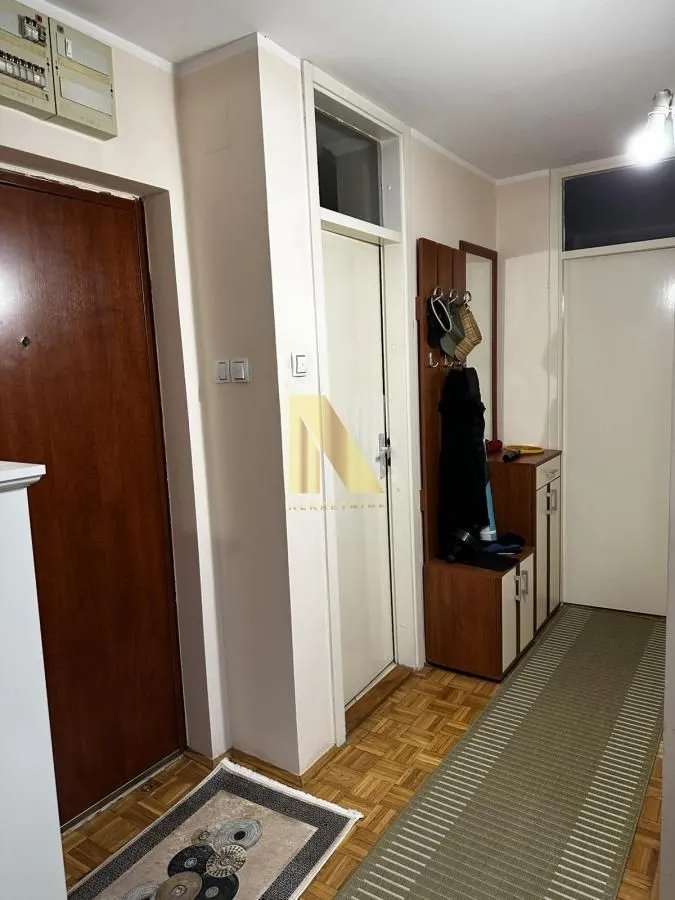 Prodaja, dvosoban stan, 52m², Novo naselje, Novi Sad