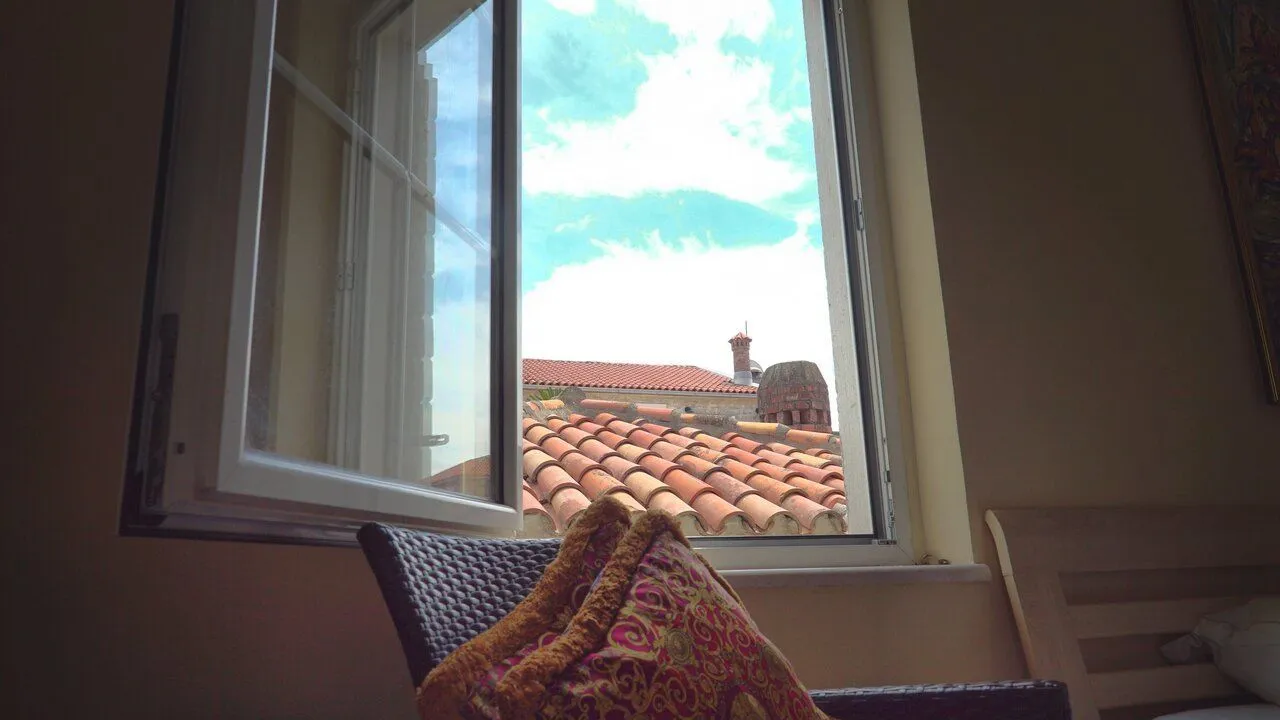 Sale, house, 268m², Stari Grad, Budva