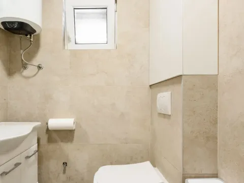 Rent, three bedroom apartment, 120m², Mrčevac, Tivat - image 15