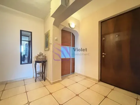 Prodaja, trosoban stan, 101m², Blok 5, Podgorica - image 7