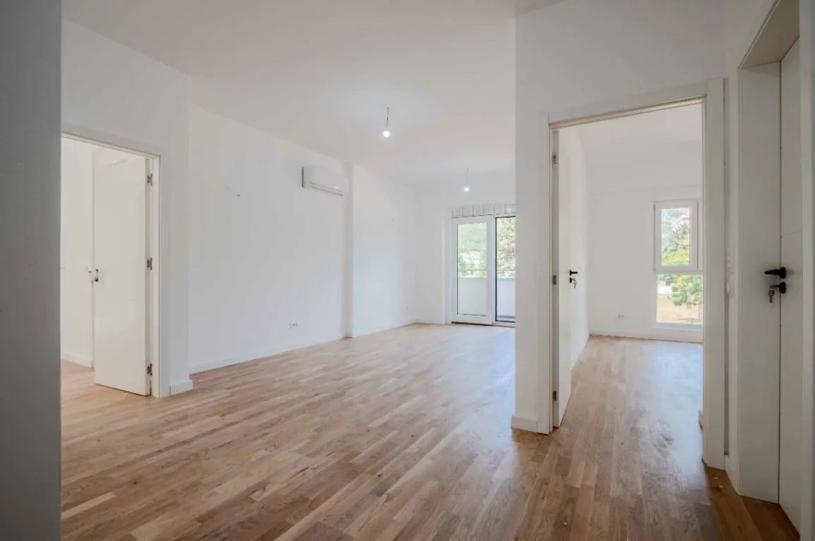 Sale, two bedroom apartment, 65m², Topolica, Bar