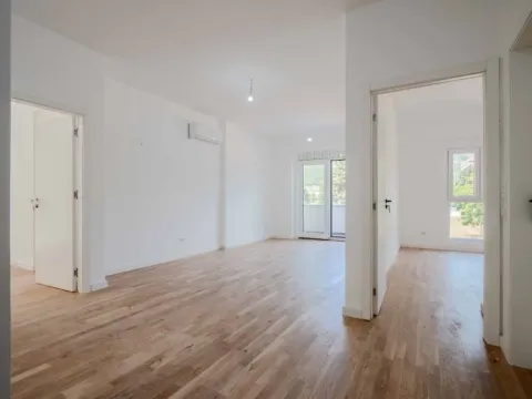 Sale, two bedroom apartment, 65m², Topolica, Bar