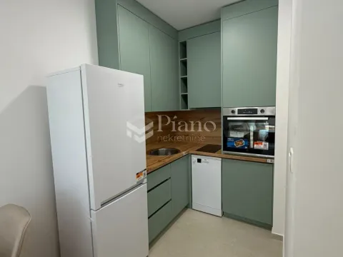 Izdavanje, jednosoban stan, 41m², Stari Aerodrom, Podgorica - image 3