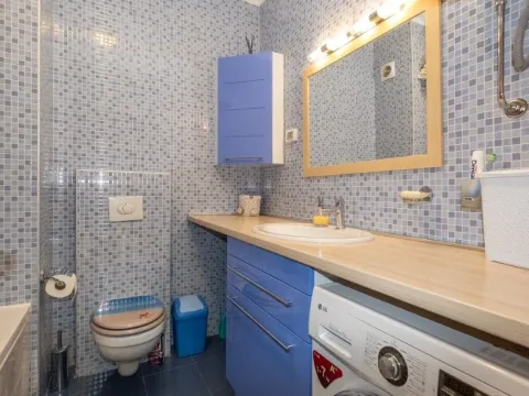 Izdavanje, dvosoban stan, 88m², City Kvart, Podgorica - image 10