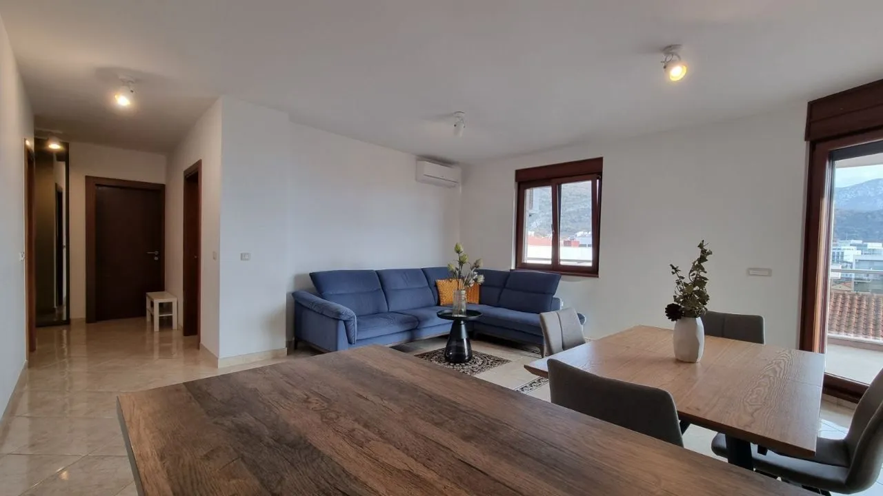 Sale, two bedroom apartment, 103m², Bečići, Budva
