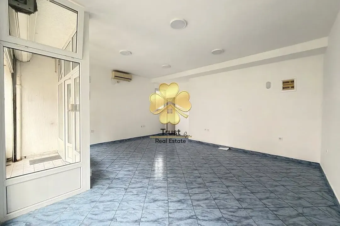 Rent, office space, 43m², Stari Aerodrom, Podgorica