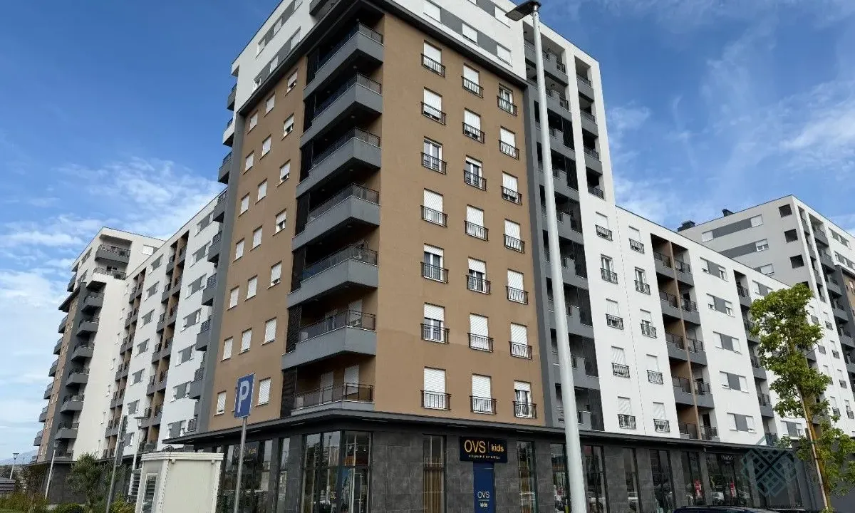 Rent, office space, 267m², Stari Aerodrom, Podgorica