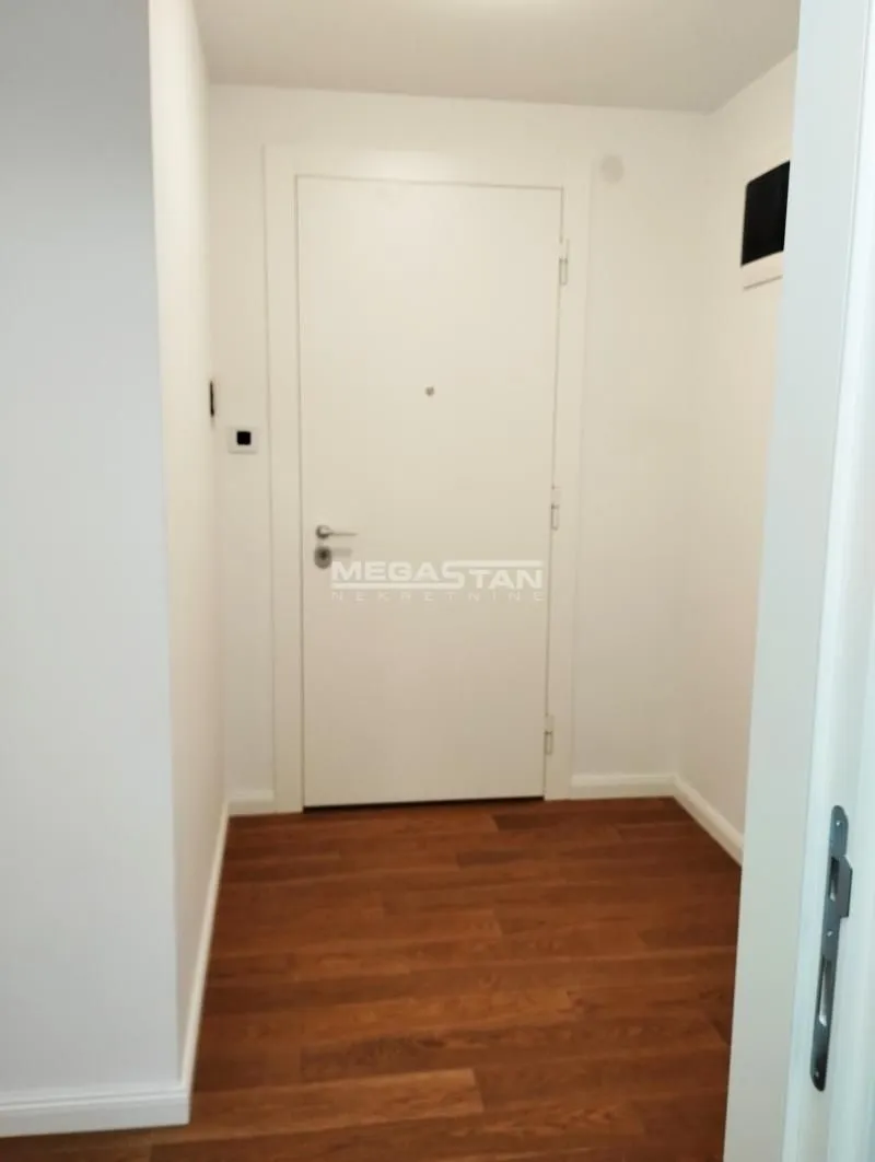 Sale, two bedroom apartment, 71m², Čubura, Beograd