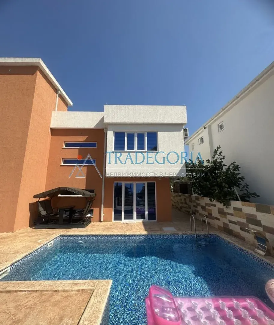 Prodaja, kuća, 170m², Dobra Voda, Bar