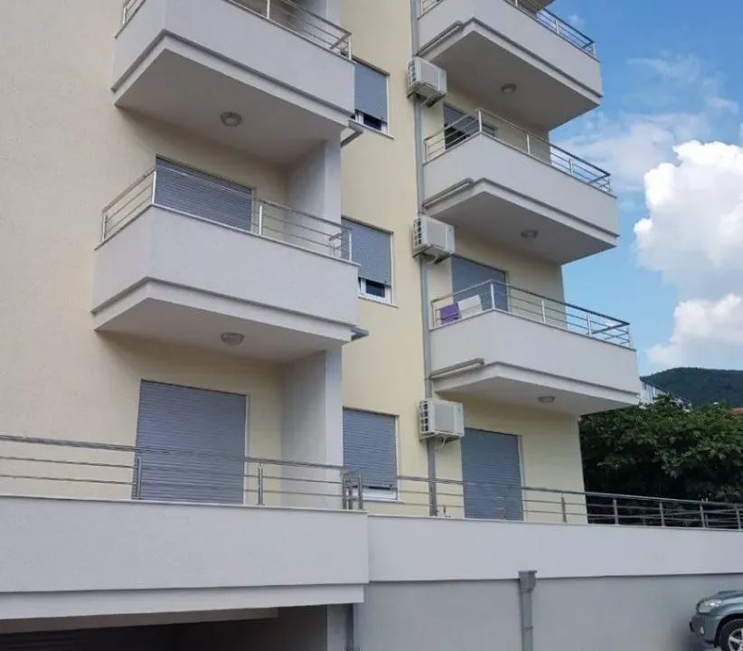 Rent, one bedroom apartment, 42m², Budva, Crna Gora