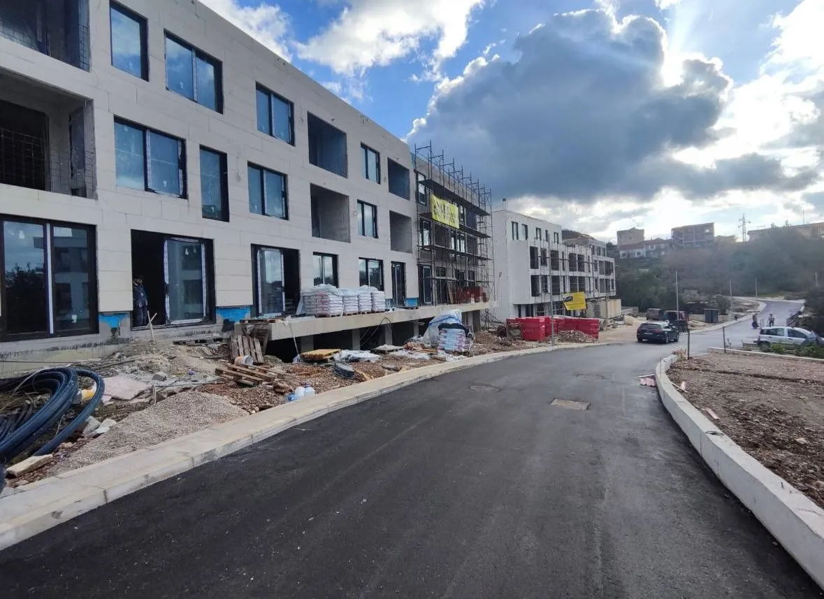Prodaja, jednosoban stan, 3522m², Tivat, Crna Gora