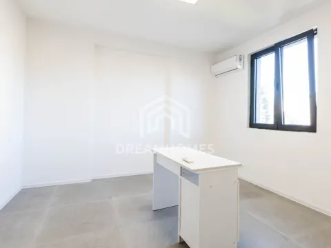 Izdavanje, poslovni prostor, 120m², Centar, Podgorica - image 5