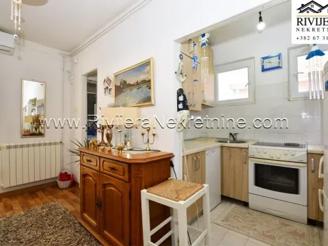 Sale, house, 185m², Bijela, Herceg Novi - image 2